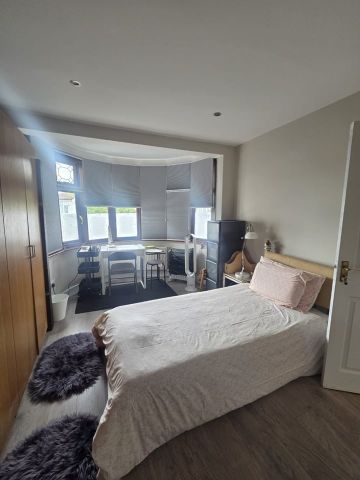 Room in a Shared House, Hunters Grove, HA3 - Photo 3