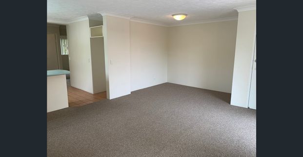 Available Now – Centrally Located Unit in Southport! - Photo 1