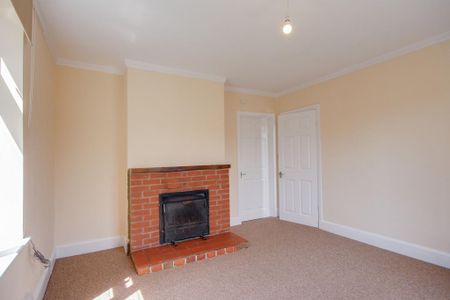 3 bedroom farm house to rent - Photo 2