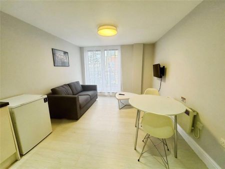 1 bedroom flat to rent - Photo 5