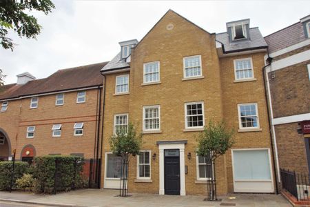 2 bed Flat for rent - Photo 5