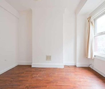 Bury Road, Wood Green, N22 - Photo 4