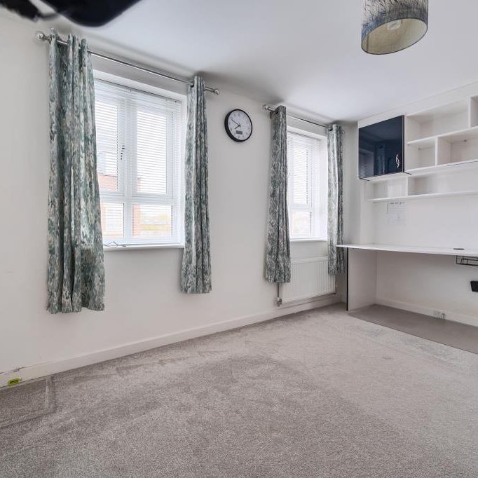 3 bedroom townhouse to rent - Photo 1