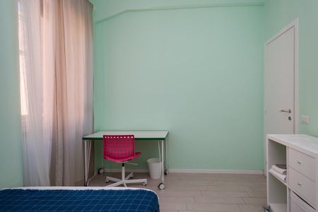 Via Conte di Carmagnola, Rome, Lazio 00176 - Photo 5