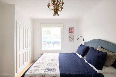 2 bedroom penthouse to rent - Photo 5