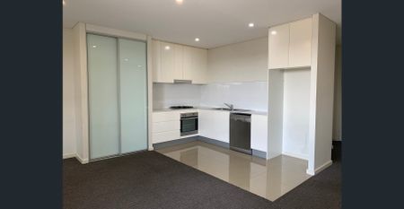 QUIET 2 BEDROOM APARTMENT FOR RENT ! - Photo 5