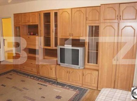 Apartament cu 2 camere decomandate, 54 mp , mobilat dragut, zona Piata Marasti - Photo 2