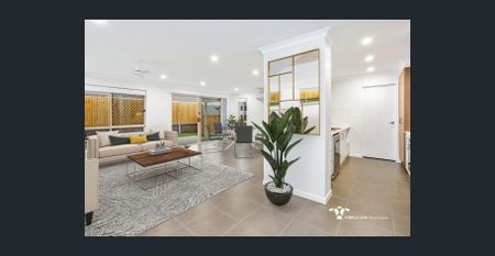 Modern Family Living in the Heart of Bellbird Park. - Photo 3