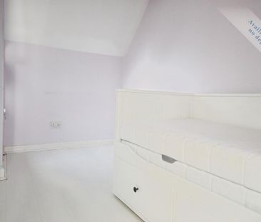 3 bedroom end of terrace house to rent - Photo 2