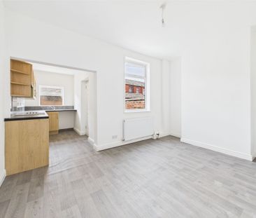 Boundary Street, Leigh, WN7 - Photo 3