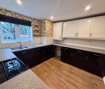 Two Bedroom Ground Floor Flat - Photo 5