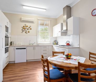 FULLY FURNISHED IN PICCADILLY! - Photo 6