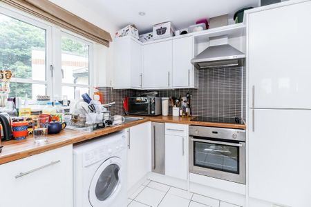 2 bedroom apartment to rent - Photo 5