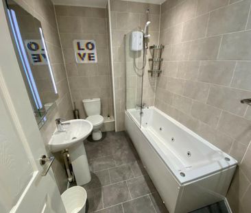 4 bedroom house to rent - Photo 4