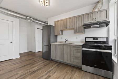 For Lease - 433 Barton Street Unit# 202, Hamilton, Ontario - Photo 3