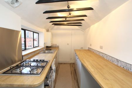 1 Bedroom Apartment, Chester - Photo 2