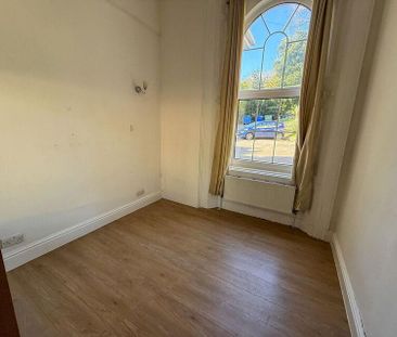 Lower Warberry Road, Torquay, TQ1 1QS - Photo 2