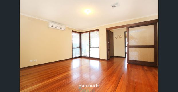 Spacious and Bright 3-Bedroom Home in Epping - Photo 1