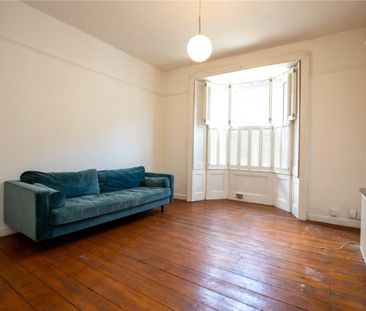 City Road, - Photo 1