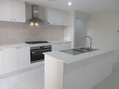 Brand New Home for Lease in Geographe! - Photo 3