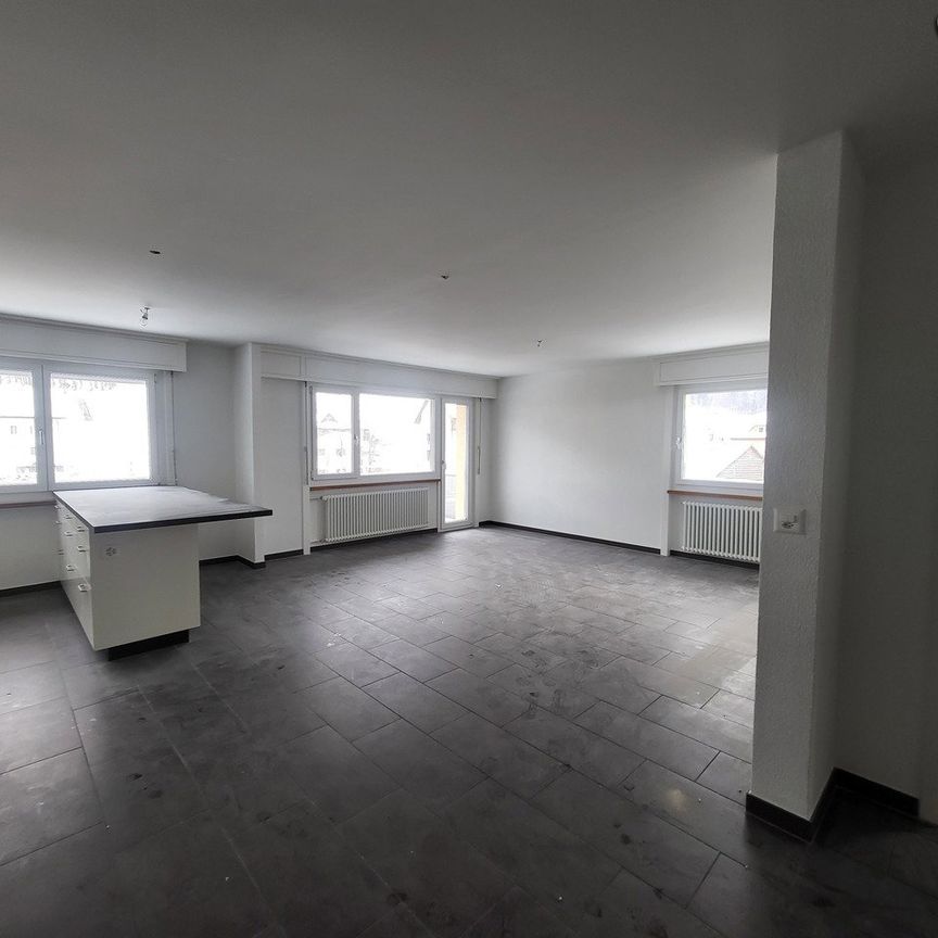 4.5 Zimmer, 2. Stock - Photo 1