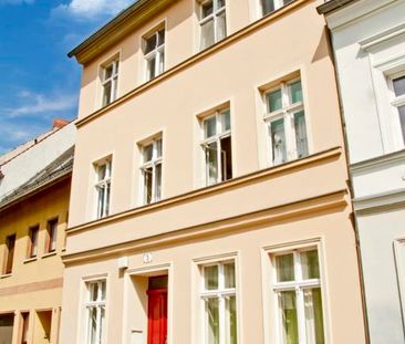 Im Herzen der Stadt: 3-Zimmer-Wohnung mit Badewanne - Photo 5