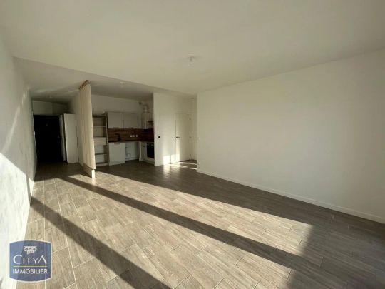 Appartement à louer 4 pièces 79.9m² - Photo 1