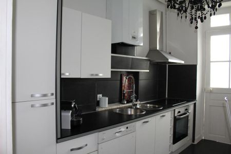 Location Appartement 3 pièces 75m² PAU 64000 - Photo 5