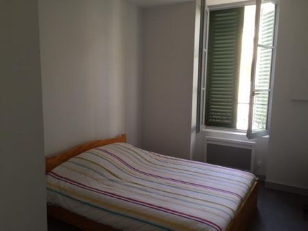 Location Appartement 2 pièces 39m² CHARLIEU 42190 - Photo 3