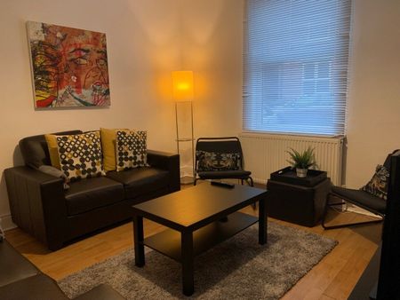 3 bedroom house share to rent - Photo 5