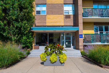 1-Bedroom - Photo 3