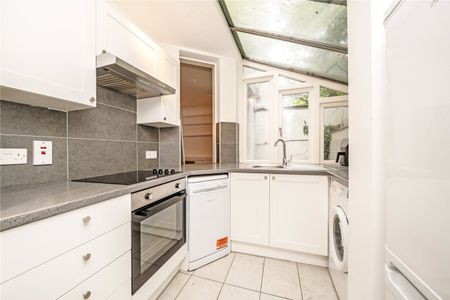 Bassett Road, North Kensington, W10 - Photo 3