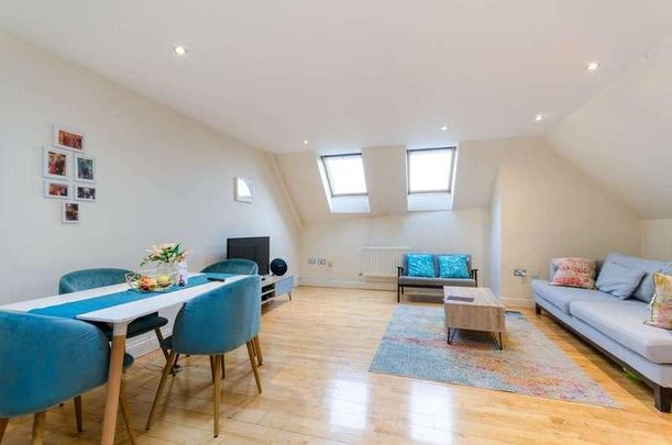 Old London Road, Kingston, KT2 - Photo 1