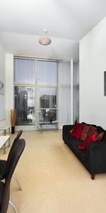 Flat to rent on - Photo 3