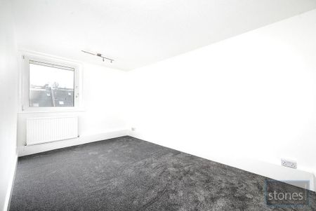4 bedroom apartment to rent - Photo 2