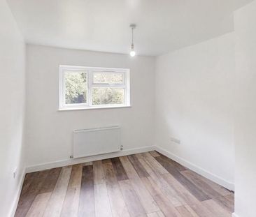 1 bedroom in a house share to rent - Photo 6