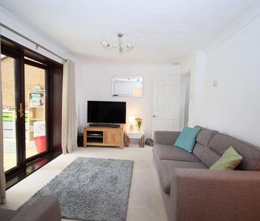 2 bedroom end of terrace house to rent - Photo 6