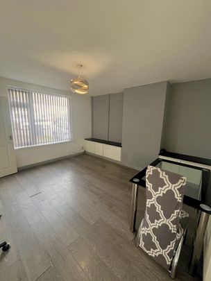 South Roundhay - Photo 1