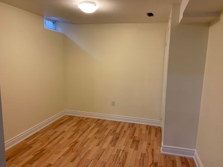 For Lease - 4812 Lighthouse Court Unit# Basement, Mississauga, Ontario - Photo 5