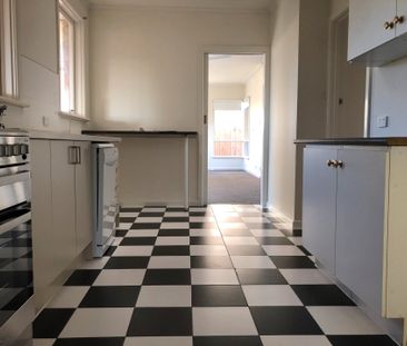 AN ABSOLUTE DELIGHT (3D Virtual tour available) - Photo 4
