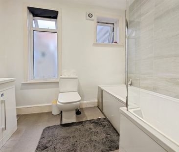 Burlington Mansions, SO15 - Photo 5