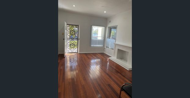 Beautifully Presented 3-Bedroom Home - Photo 1