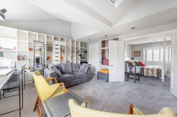 5 bedroom terraced house to rent - Photo 1