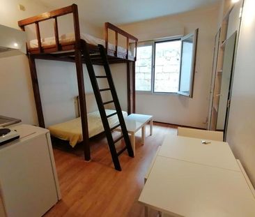 Location Appartement 1 pièce 17m² BORDEAUX 33000 - Photo 1