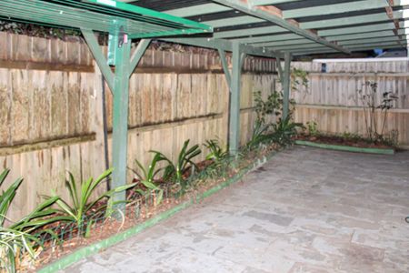 TWO BEDROOM UNIT IN PRIME LOCATION - Photo 3