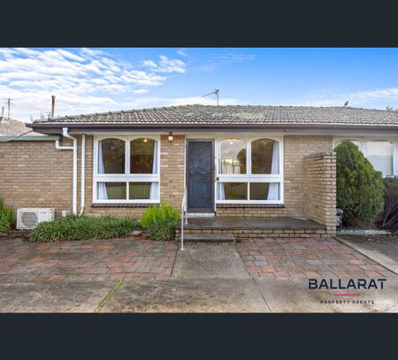 12 Moseley St, Alfredton, Vic 3350 - Photo 2