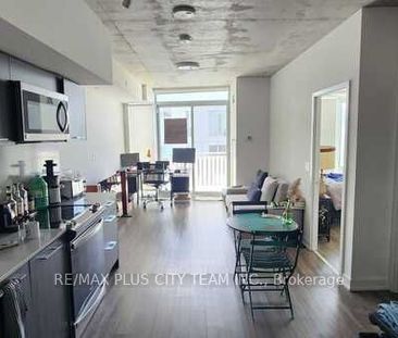 Riverside Square Lofts 15-45 , #1402 - Photo 1