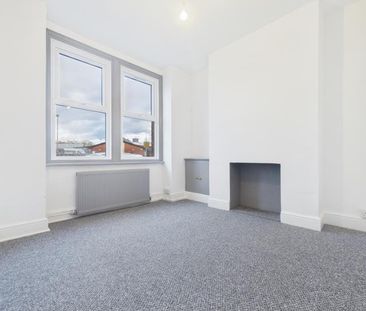 Linden Road, Linden, Gloucester - Photo 2