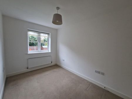 3 bedroom detached house to rent - Photo 3