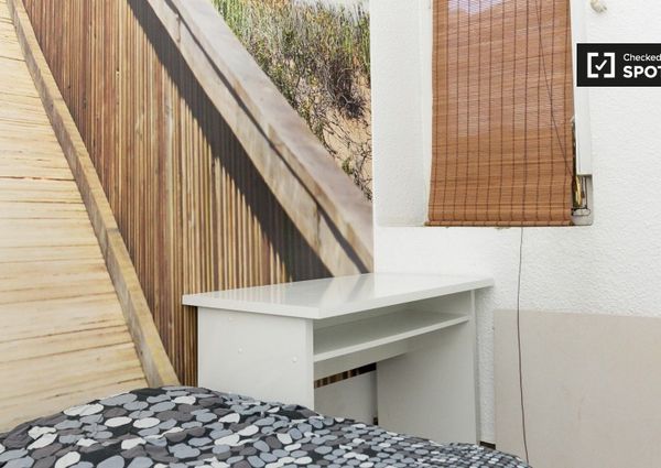 granada, Andalusia 18010